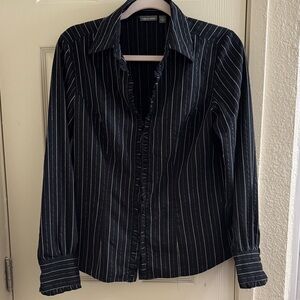 Black and gold apt 9 button down